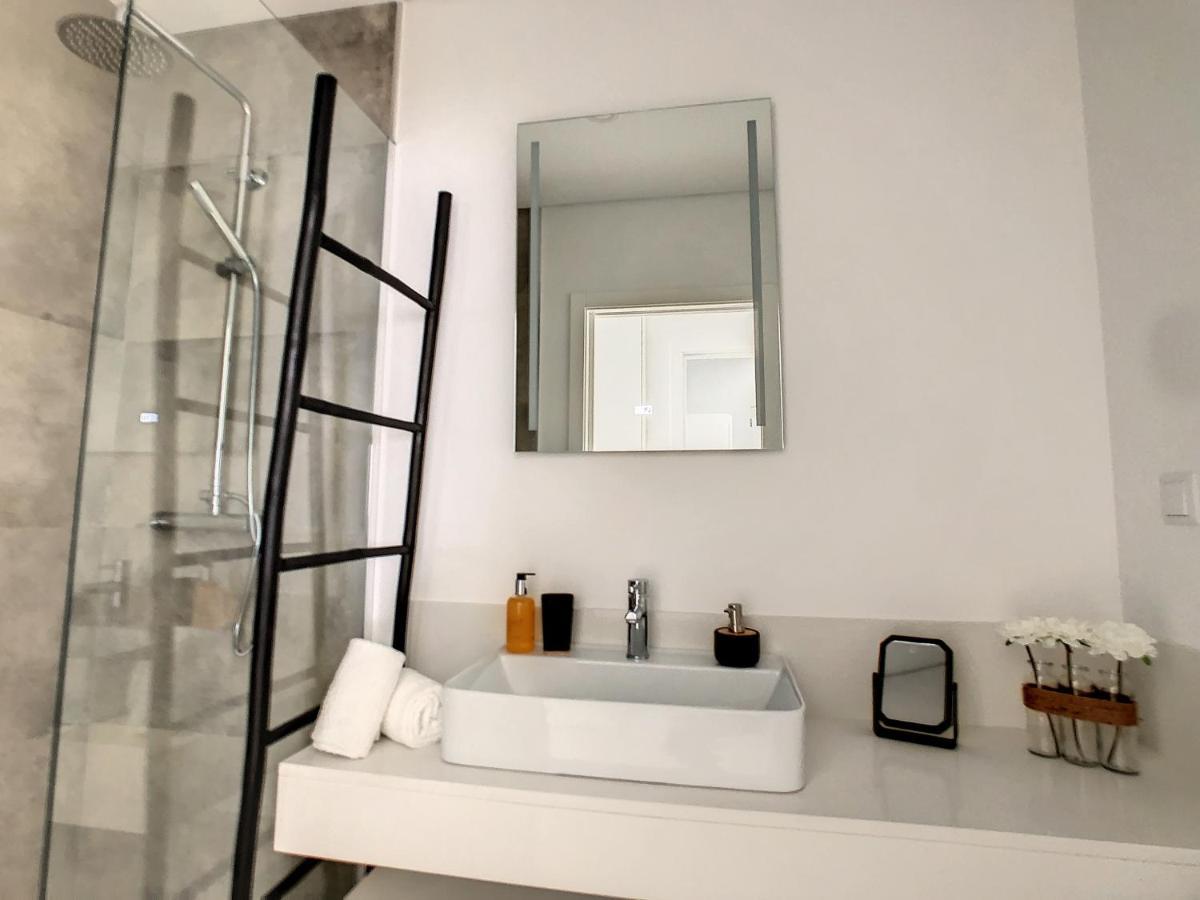 Uptown Apartment By Lovelystay ฟุงชาล ภายนอก รูปภาพ